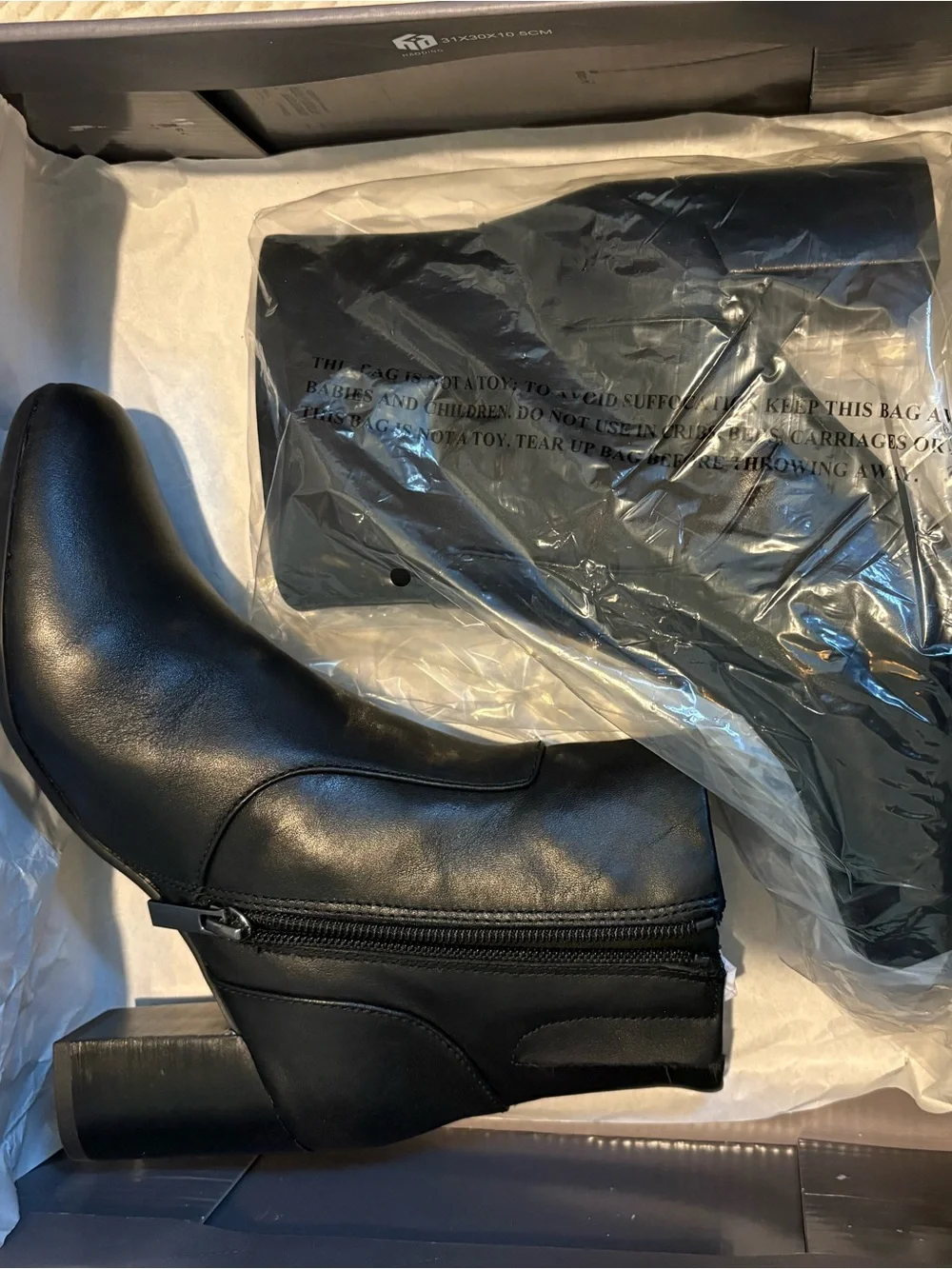 ABEO Walking Co Black Leather Block Heel Ankle Boot